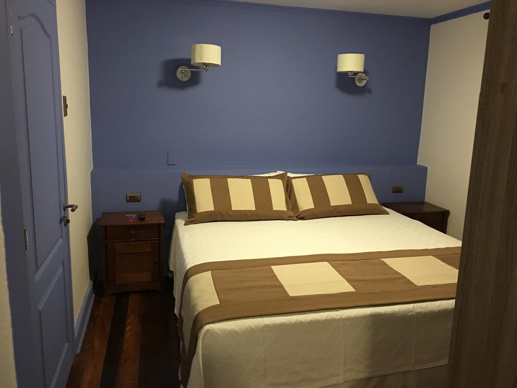 Hostal Casa Yolanda ビニャ・デル・マール エクステリア 写真